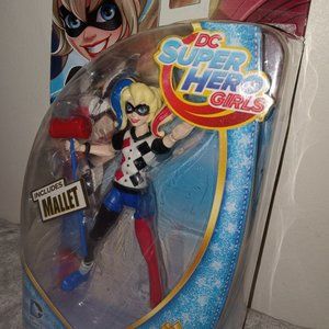 DC Superhero girls: 6 inch Harley quinn action figures